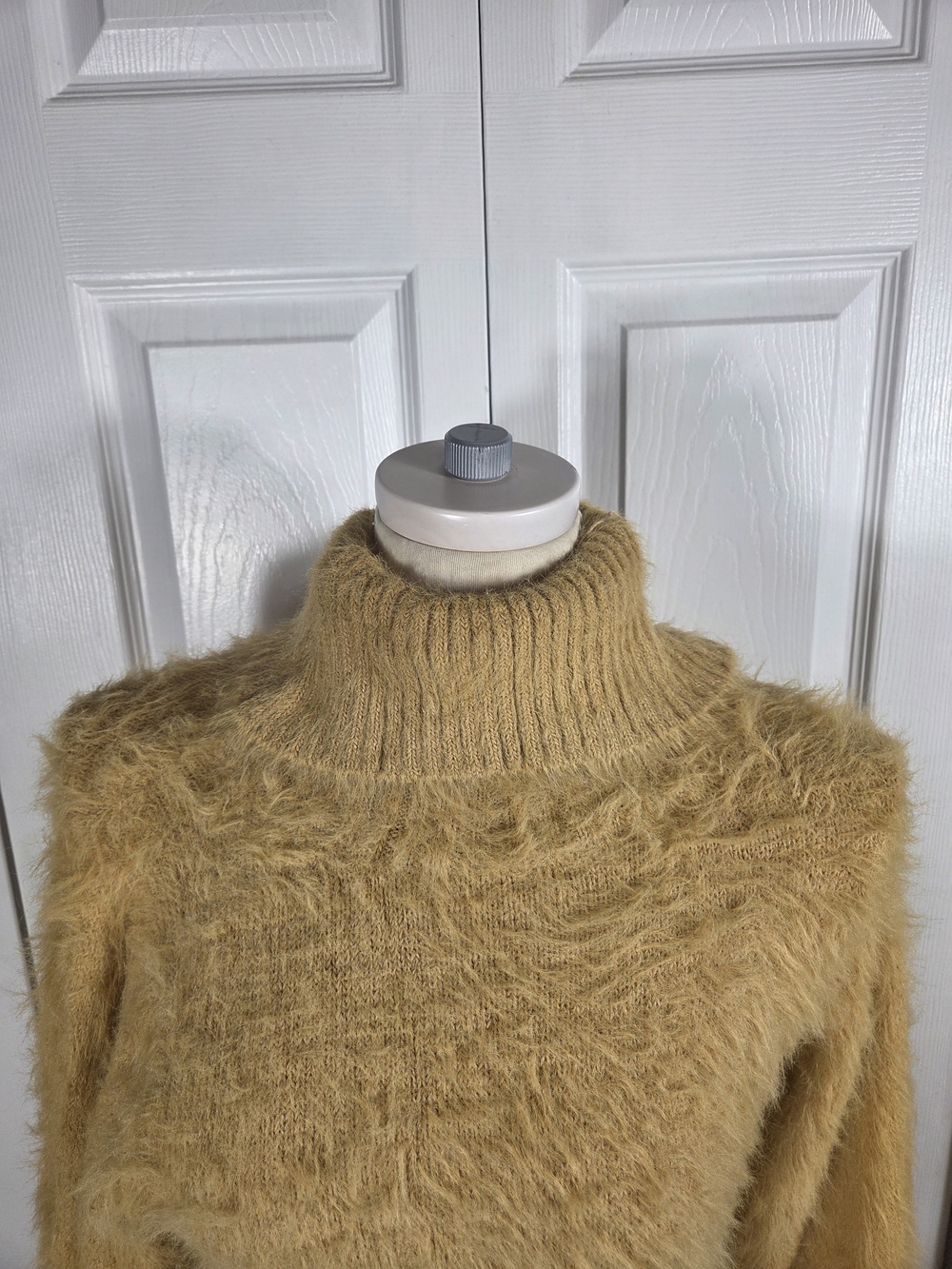 Free People Mustard Eyelash Knit Turtleneck Sweater Women’s Small Petite Cozy - Picture 3 of 9